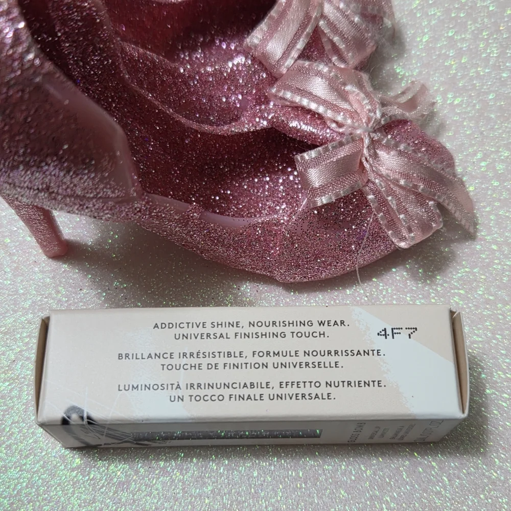 Fenty Glow ✨️ Fenty Beauty Gloss Bomb Universal Lip Luminizer NWT